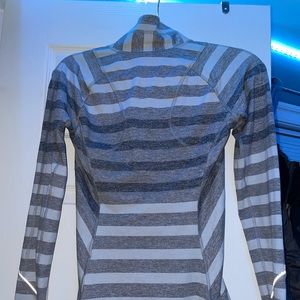 Lululemon Quarter Zip Running pullover